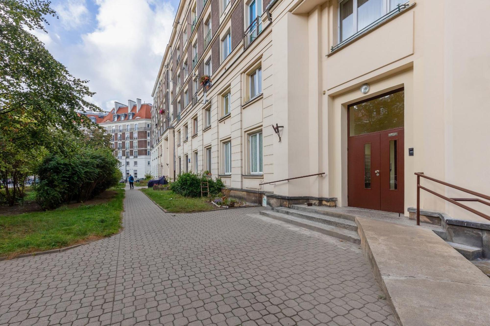 Aleja Wyzwolenia Studio with Mezzanine Warsaw Downtown by Noclegi Renters Extérieur photo